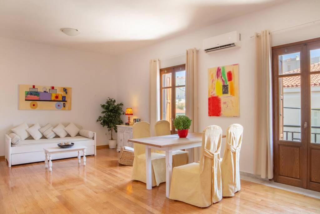 Seaview Stylish Flat In Andros - Walk To Beach Exteriér fotografie